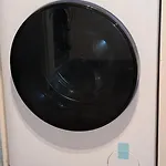 Апартаменты Spacious 4 Bdr House By Willco Short Lets & Serviced With Free Parking & Ideal For Families, Contractors Бристоль