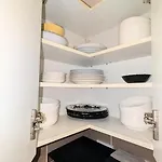 Spacious 4 Bdr House By Willco Short Lets & Serviced With Free Parking & Ideal For Families, Contractors Апартаменты Бристоль