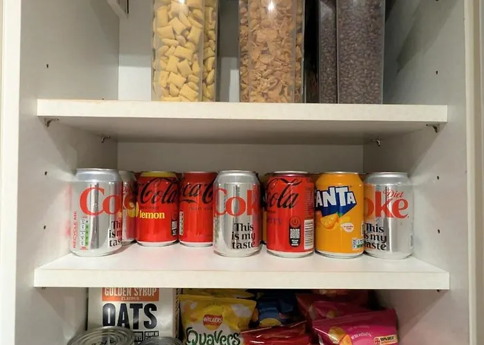 Apartmán Spacious 4 Bdr House By Willco Short Lets & Serviced With Free Parking & Ideal For Families, Contractors Bristol