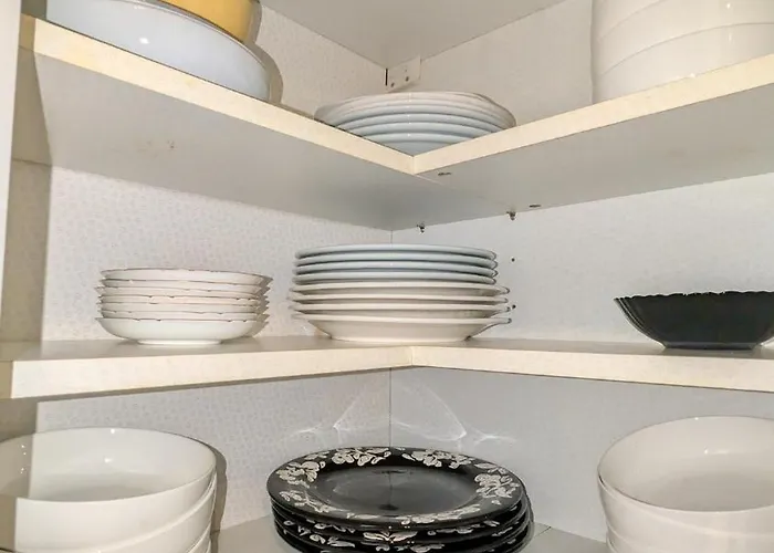 شقة Spacious 4 Bdr House By Willco Short Lets & Serviced With Free Parking & Ideal For Families, Contractors