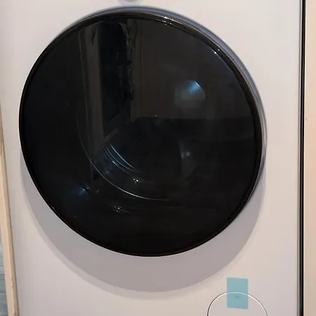 Spacious 4 Bdr House By Willco Short Lets & Serviced With Free Parking & Ideal For Families, Contractors 브리스틀